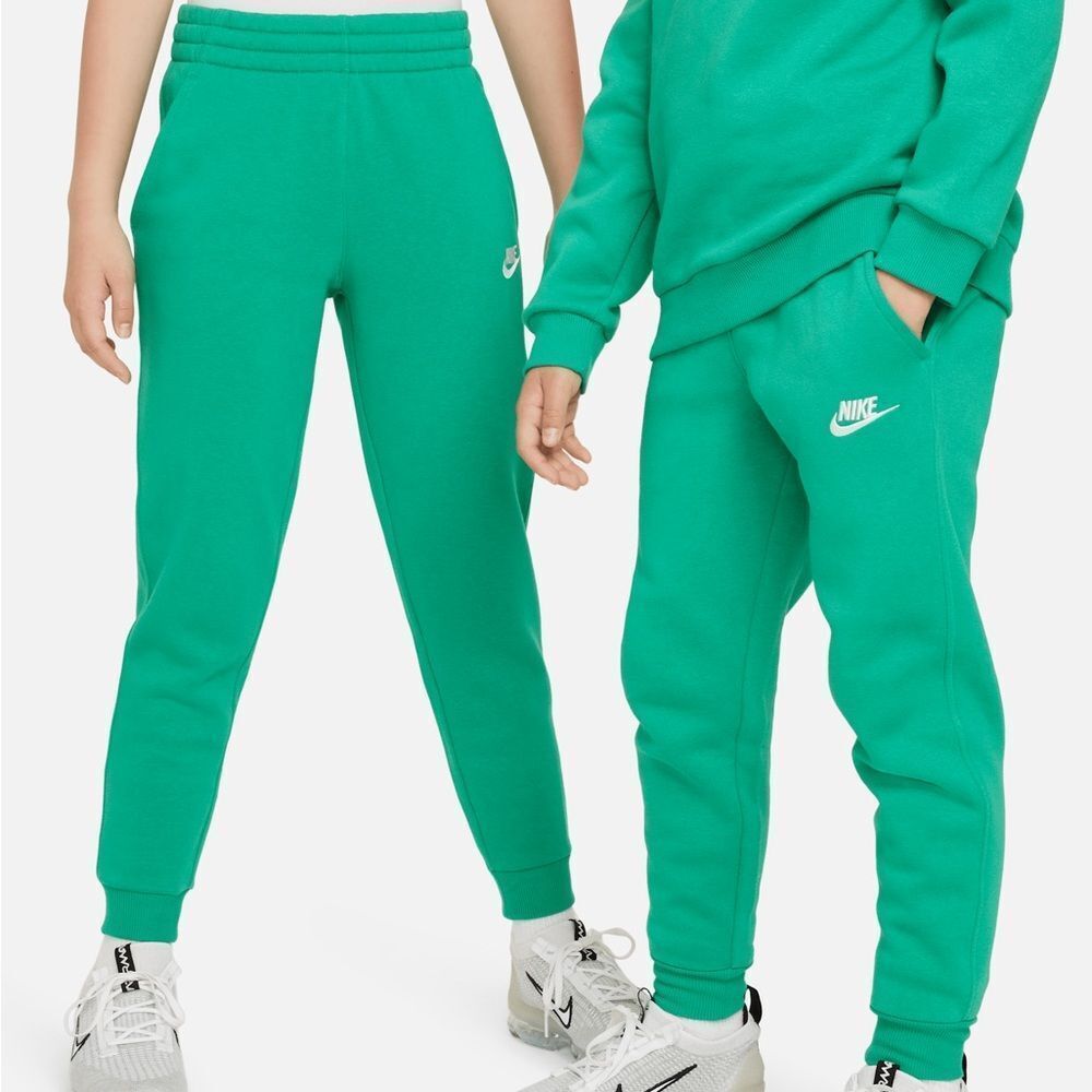 #614. NWT YOUTH NIKE UNISEX JOGGERS